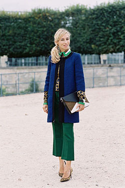 Outfits With Green Pants, Street fashion, Slim-fit pants: Slim-Fit Pants,  Street Style,  Casual Outfits,  Green Pant Outfits  