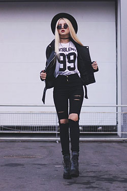Explore more alternative outfits, Grunge fashion: Grunge fashion,  Goth subculture,  Gothic fashion,  fashioninsta,  Casual Outfits,  Tomboy Outfit  