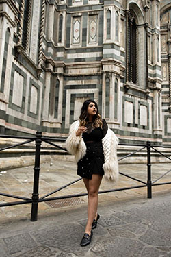 Classy Dress With Fur Coat Beige White Pink: Fur clothing,  Fake fur,  Photo shoot,  Fur Coat Outfit  