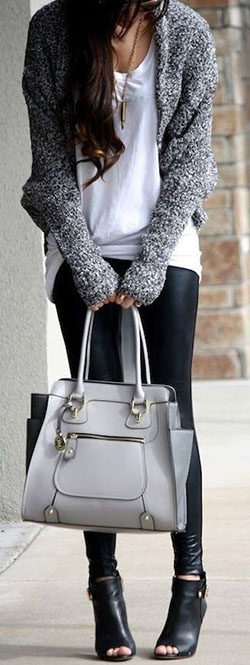 Legging Outfit ideas grey purse outfits, Winter clothing: winter outfits,  Legging Outfits,  Street Style,  Casual Outfits  