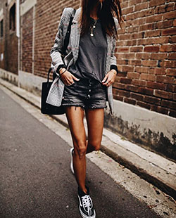 Best outfit ideas for mina drujon, We Heart It: fashion blogger,  Black Shorts  