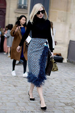 Paris street style skirt, Street fashion: Polo neck,  Skirt Outfits,  Fashion week,  instafashion,  Haute couture,  Street Style  