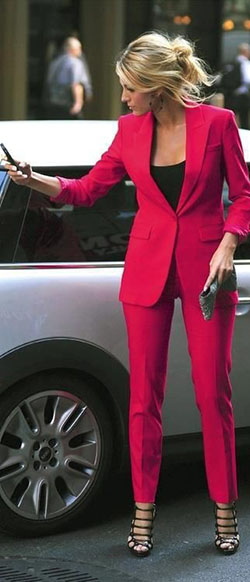 Blake lively fuschia suit: Business casual,  Blazer Outfit,  Blake Lively,  Casual Outfits  