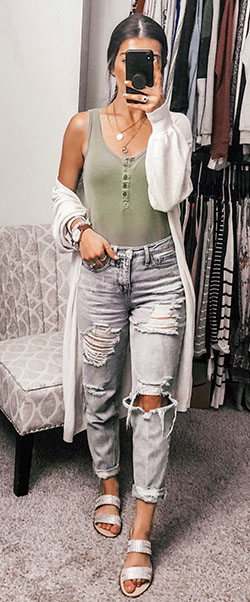 Hot Fashion Trends For Teens, Casual wear, Jean jacket: Ripped Jeans,  Crop top,  Casual Outfits,  Hot Fashion  