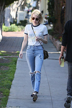 High waist pants and t shirt: Casual Outfits,  Crop top,  Slim-Fit Pants,  Emma Roberts  