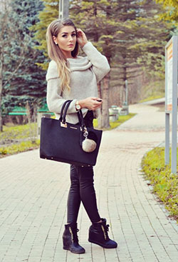 I really like these ewelina bochnik: Legging Outfits  