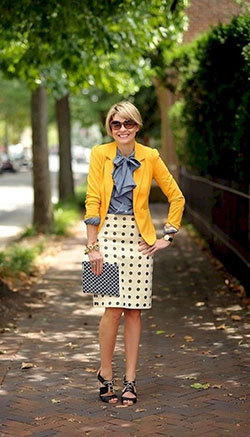 Light blue polka dot blazer skirt outfit: Business casual,  Pencil skirt,  Casual Outfits,  Short Hair Dresses  