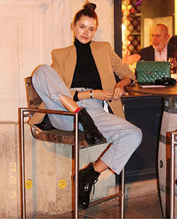 Women Blazer Outfits, Valeria Lipovetsky, Street fashion: Blazer Outfit,  Street Style,  Valeria Lipovetsky  
