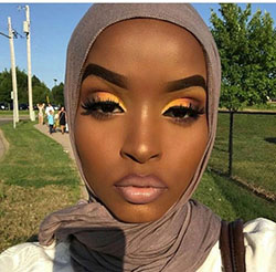 Yellow makeup look black girl: Dark skin,  Black Women,  Eye Shadow,  facial makeup  