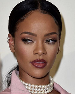 Rihanna fenty beauty puma: Make-Up Artist,  Fenty Beauty,  Rihanna Best Looks  