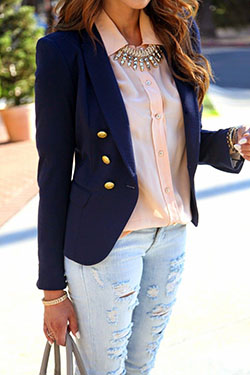Casual outfit con blazer azul: Ripped Jeans,  Business casual,  Navy blue,  Casual Outfits,  Military Jacket Outfits,  Blazer Outfit  