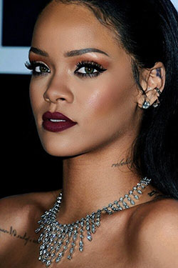 Lovely rihanna makyaj, We Heart It: Internet meme,  Rihanna Best Looks  