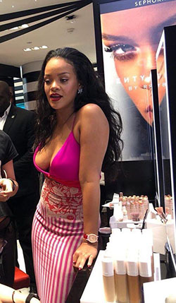 Elegant & stylish rihanna today, Rihanna Navy: Fenty Beauty,  Rihanna Navy,  Rihanna Hot Pics  