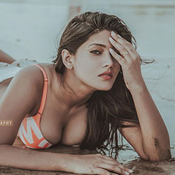 Amanda Sharma Hot Beach Photos: fashion model,  Photo shoot,  Amanda Sharma  