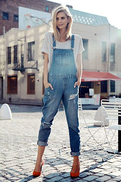 Cool collections of denim overall style, Street fashion: Petite size,  fashion blogger,  Street Style,  Casual Outfits,  Aesthetic Outfits,  DENIM OVERALL  