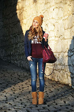 Winter casual outfit for ladies: winter outfits,  Casual Outfits,  Uggs Outfits  