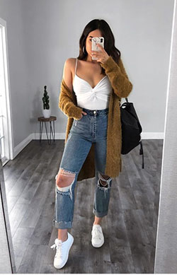 Models looks instagram outfits, Mom jeans: winter outfits,  Mom jeans,  tank top,  Fashion accessory  