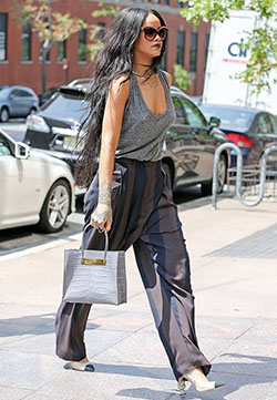 Gorgeous & cute rihanna street style, Street fashion: Street Style,  Fashion week,  Rihanna Style  