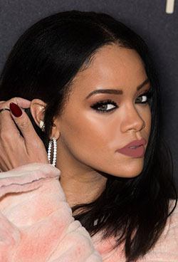 Rihanna make up puma, Fenty Beauty: Fenty Beauty,  facial makeup,  Rihanna Navy,  Rihanna Best Looks  