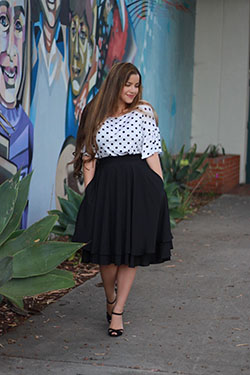 Wish to try fashion model, Plus-size model: Plus size outfit,  Plus-Size Model,  Polka dot,  Fitness Model,  Midi Skirt Outfit  