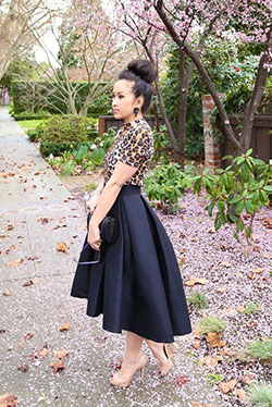 High low skirt style, High-low skirt: party outfits,  Fashion week,  High-Low Skirt,  Midi Skirt Outfit  