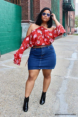 Mini skirt outfit plus size: Denim skirt,  Plus size outfit,  Plus-Size Model,  Clothing Ideas,  Crop Top Outfits  