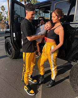 Ace family matching outfits, Catherine Paiz: 