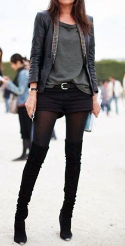 Bota over com meia calÃ§a: Over-The-Knee Boot,  Boot Outfits,  Black Shorts  