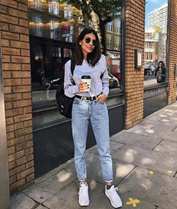 School Outfits Ideas, Mom Jeans Pants, Street fashion: School Outfit,  Street Style,  Casual Outfits,  Denim Pants  