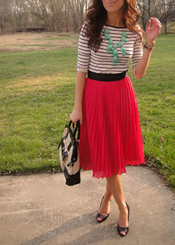 Coral and white striped skirt outfits: Pencil skirt,  Skirt Outfits,  Casual Outfits  