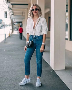 Totally my style jeans outfit 2019, Casual wear: Casual Outfits,  shirts,  Mom jeans,  Formal wear,  Cropped Jeans  