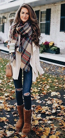 Fashion of today! trendy fall outfits, Winter clothing: winter outfits,  Casual Outfits,  Uggs Outfits  