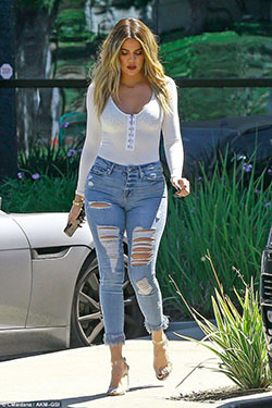 Khloe kardashian jeans outfits, KhloÃ© Kardashian: summer outfits,  Ripped Jeans,  Slim-Fit Pants,  Kim Kardashian,  Kourtney Kardashian  