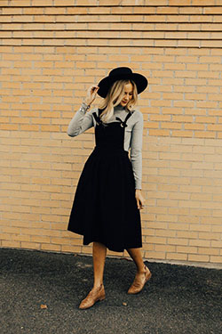 Just have a look tznius outfits, Modest fashion: Crop top,  Fashion week,  Fashion accessory,  Church Outfit,  Casual Outfits  