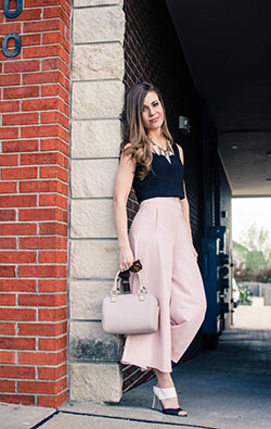 Oh! Really nice pink culottes outfit, Crop top: Crop Pants Outfit  