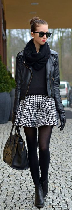 Short skirt winter look, Leather jacket: winter outfits,  Leather jacket,  Skater Skirt,  Skirt Outfits,  Black Leather Jacket  