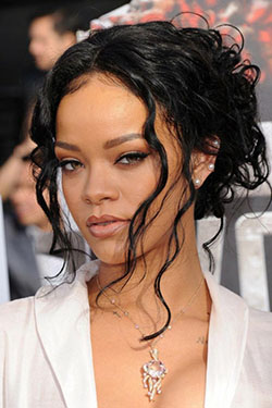 Appealing tips for rihanna haare, Black hair: Cabelo cacheado,  Black hair,  Rihanna Best Looks  