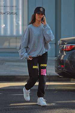 Outfits With Sweatpants, Madison Beer, West Hollywood: 