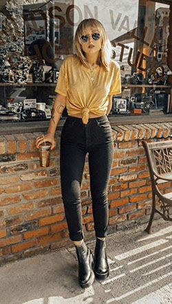 I like the colors & the comfort of these cool looks, Grunge fashion: Crop top,  Grunge fashion,  Skinny Women Outfits  