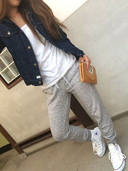 Jogger Outfit Ideas For Girls: Jogger Outfits  
