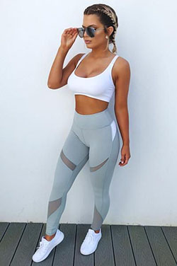 Nice and affordable ideas sports bra outfits, Sports bra: Plus size outfit,  Sports bra,  Yoga pants,  fashion goals,  Casual Outfits,  Gym Outfit  