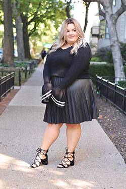 Plus Size Faux Leather Pleated Skirt: Leather Skirt Outfit,  Classy Leather Skirt,  Leather Short Skirt  