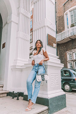 Cool Summer Looks For GIrls, Casual wear, Mom jeans: summer outfits,  Mom jeans,  Street Style,  Casual Outfits  