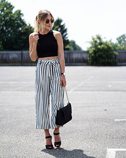 Just adorable and lovely striped culottes outfit, Twinset Striped Trousers: Crop top,  Palazzo pants,  Pleated Trousers,  Casual Outfits,  Pant Outfits,  Stripe Trousers  
