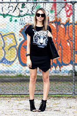 Lovely fashion for t shirts skirt: Skirt Outfits,  Street Style,  Board Skirt  