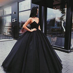 Prom outfit ideas tumblr: All in black
QOTD: favorite color?
Tag your friends! ...: 
