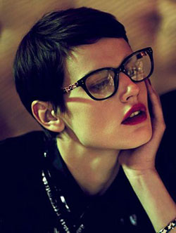 Dark pixie cut glasses: Hairstyle Ideas,  Brown hair,  Short hair,  Pixie cut,  Black hair,  Nerdy Glasses  