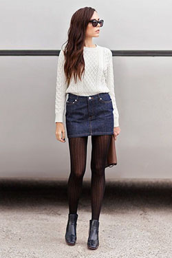 Jean skirt with tights, Denim skirt: Denim skirt,  Skirt Outfits,  Casual Outfits  