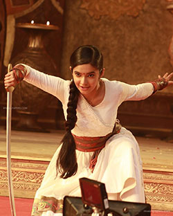 Anushka sen jhansi ki rani: Anushka Sen  