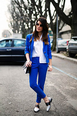 Blue Blazer Outfit Women, Cobalt blue, Casual wear: Ripped Jeans,  Cobalt blue,  Blazer Outfit,  Casual Outfits  